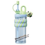 720ml Light Blue Light Green Two-tone Braided Wristband Straw Cup with Cartoon Pendant & Portable Carry Loop